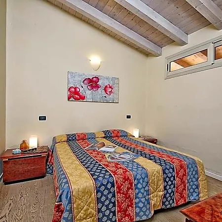 Il Colombaro 2* Saló